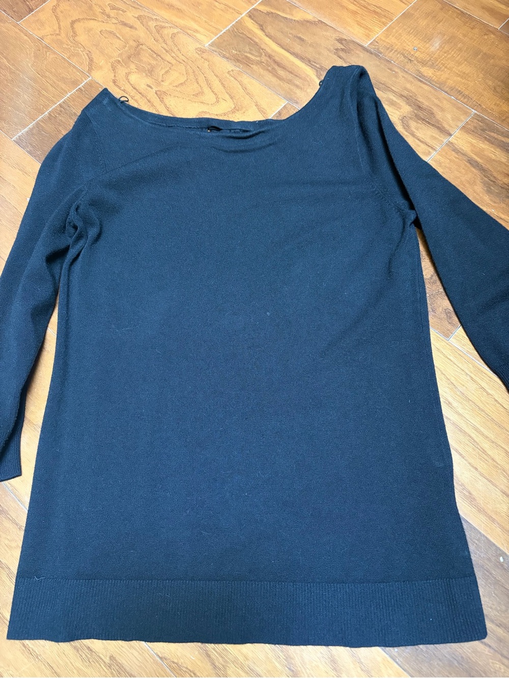 White House Black Market Black Light weight sweater